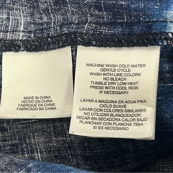 Jones New York Navy Tie-Dye 3/4 Sleeve Button Up Blouse - Picture 4 of 9